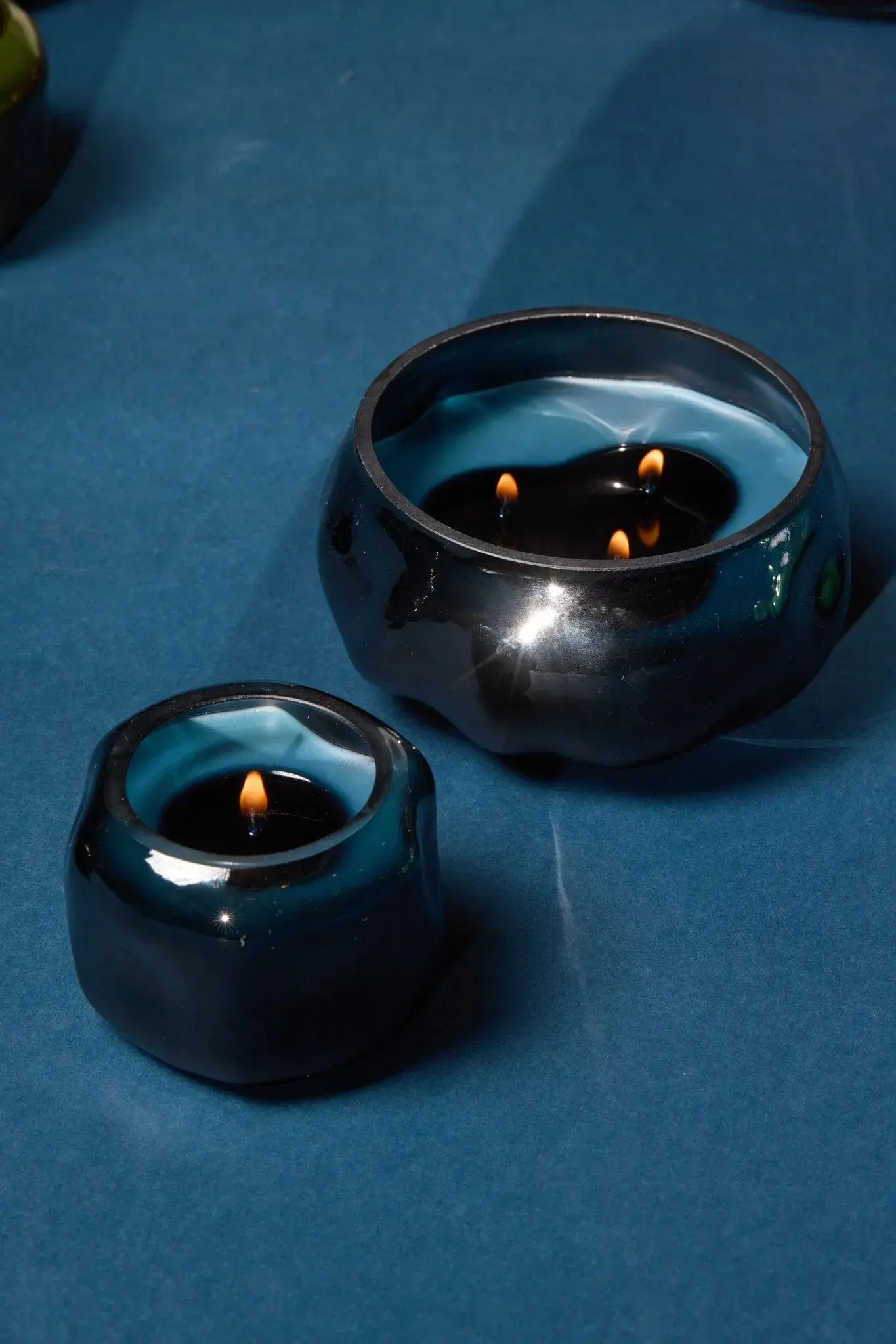 Rosewater Santal - Basalt 5 oz Candle - Image 3