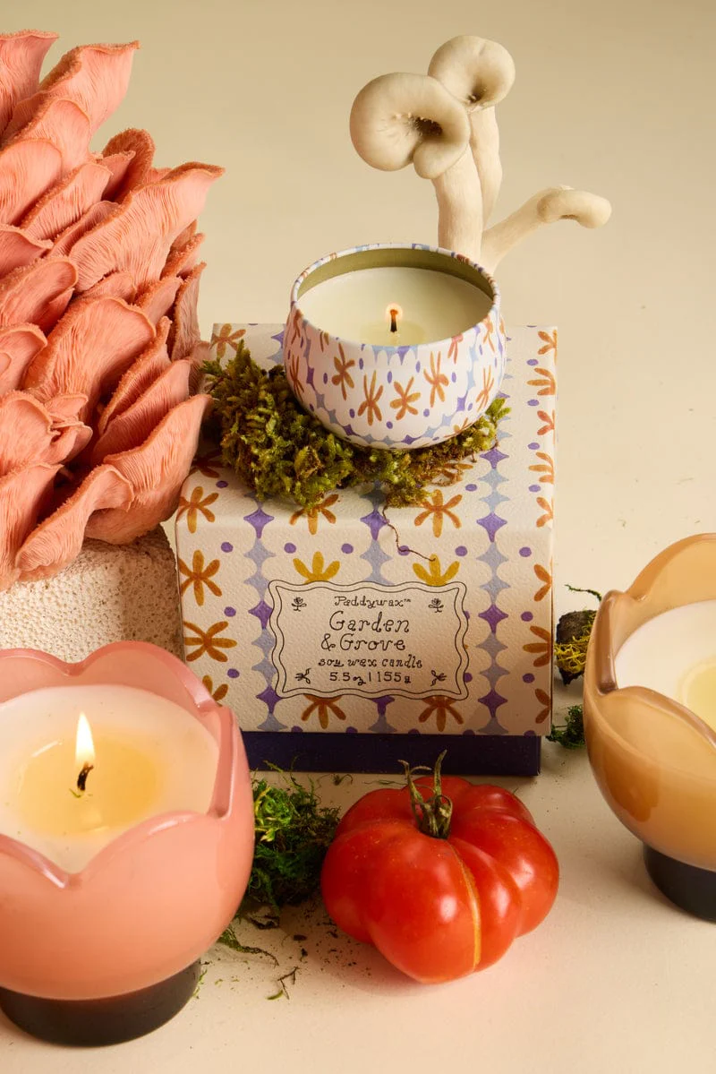 Bronzed Gardenia - Tulip 2 oz Tin Candle - Image 2