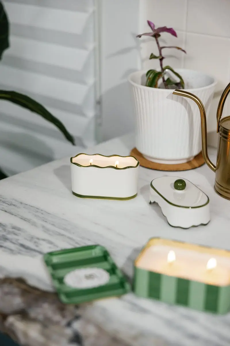 Smoked Pistachio - Chérie 5.5 oz Ceramic Candle - Image 2