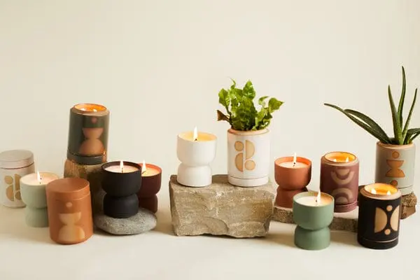 Palo Santo Suede - Form 6 oz Candle - Image 2
