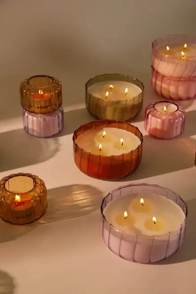 Salted Iris - Ripple 4.5 oz Candle - Image 2
